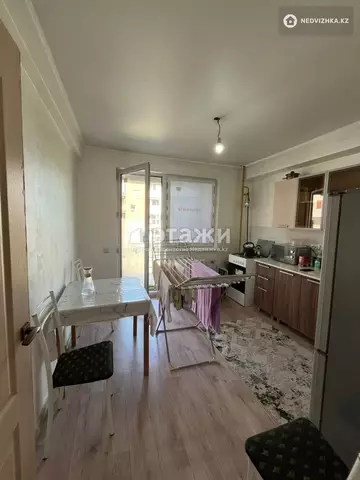 2-комнатная квартира, этаж 3 из 5, 53 м²