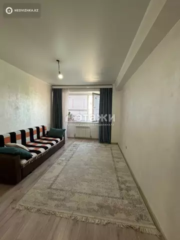 2-комнатная квартира, этаж 3 из 5, 53 м²