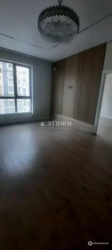 3-комнатная квартира, этаж 5 из 13, 93 м²