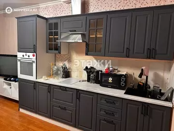 3-комнатная квартира, этаж 9 из 9, 65 м²