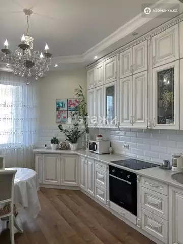 3-комнатная квартира, этаж 7 из 9, 84 м²