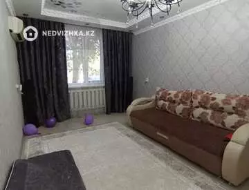 3-комнатная квартира, этаж 1 из 5, 67 м²