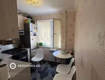 3-комнатная квартира, этаж 1 из 5, 61 м²