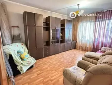 4-комнатная квартира, этаж 9 из 9, 95 м²