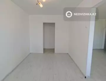 3-комнатная квартира, этаж 4 из 4, 57 м²