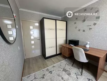 2-комнатная квартира, этаж 4 из 5, 45 м²
