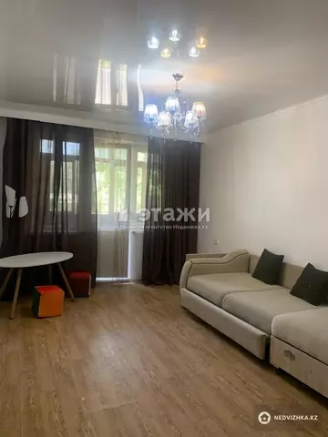 2-комнатная квартира, этаж 2 из 4, 44 м²