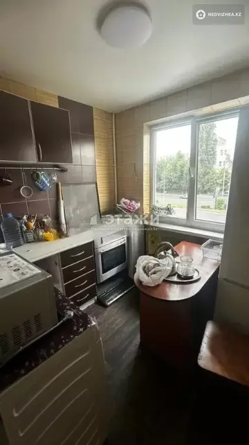 2-комнатная квартира, этаж 3 из 5, 43 м²