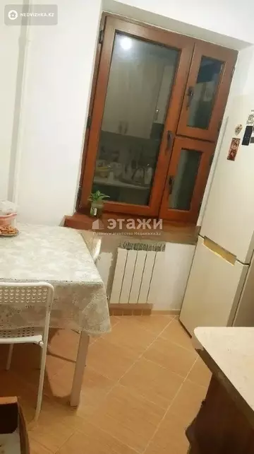 2-комнатная квартира, этаж 3 из 4, 45 м²