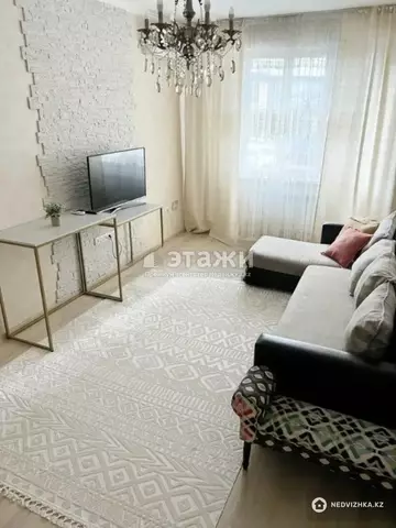 2-комнатная квартира, этаж 2 из 13, 65 м²