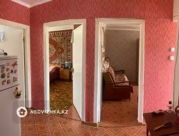 3-комнатная квартира, этаж 4 из 5, 61 м²