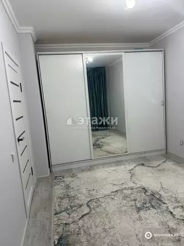 2-комнатная квартира, этаж 8 из 18, 48 м²