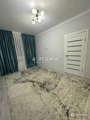 2-комнатная квартира, этаж 8 из 18, 48 м²