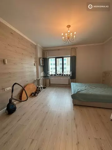 2-комнатная квартира, этаж 6 из 8, 103 м²