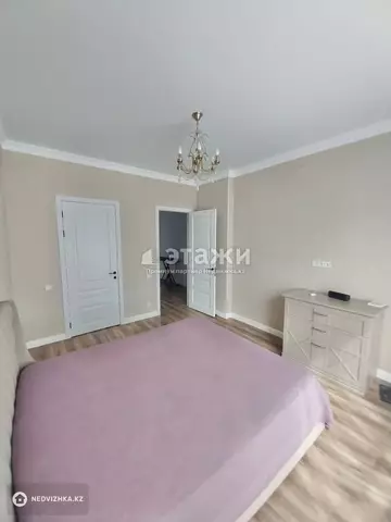 3-комнатная квартира, этаж 4 из 12, 100 м²