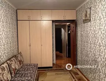 1-комнатная квартира, этаж 3 из 5, 33 м²