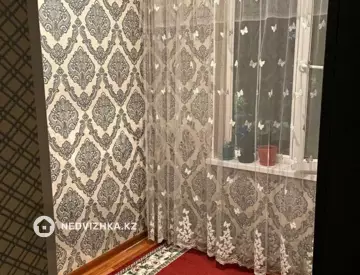 1-комнатная квартира, этаж 3 из 5, 33 м²