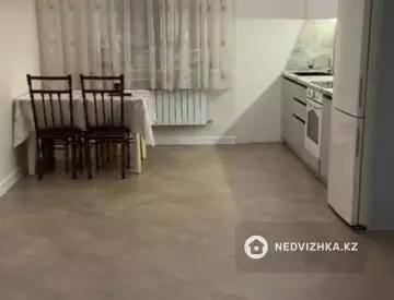 3-комнатная квартира, этаж 1 из 9, 88 м²