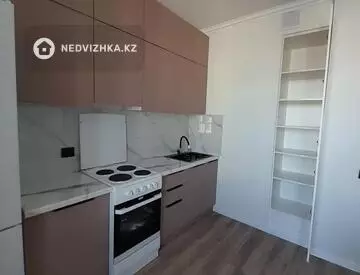 1-комнатная квартира, этаж 9 из 9, 45 м², посуточно