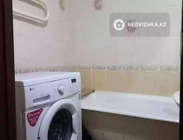 2-комнатная квартира, этаж 3 из 9, 55 м², на длительный срок