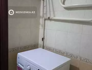 2-комнатная квартира, этаж 3 из 9, 55 м², на длительный срок