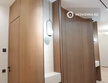 4-комнатная квартира, этаж 6 из 9, 143 м²