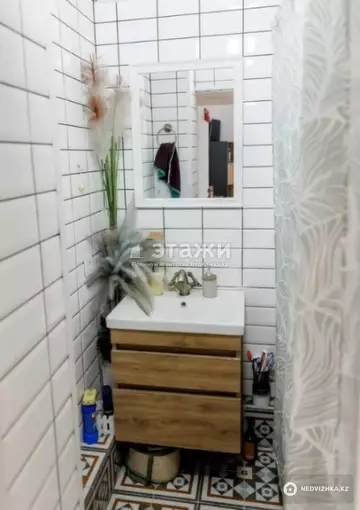 4-комнатная квартира, этаж 4 из 9, 77 м²