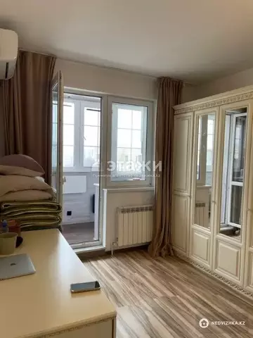 1-комнатная квартира, этаж 12 из 12, 35 м²