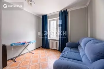 2-комнатная квартира, этаж 2 из 4, 42 м²