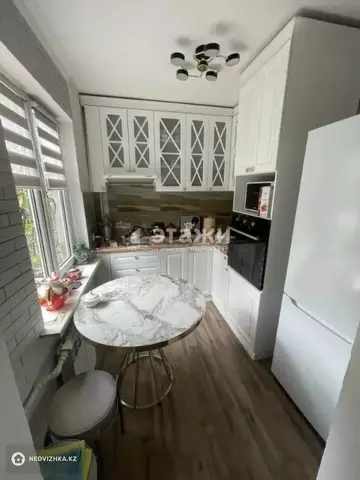 1-комнатная квартира, этаж 1 из 4, 36 м²