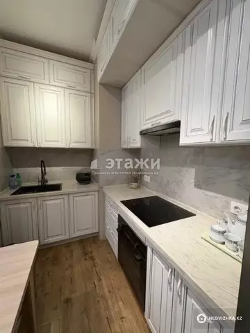 3-комнатная квартира, этаж 10 из 18, 66 м²