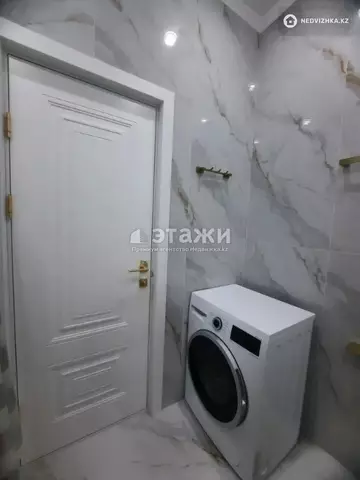 3-комнатная квартира, этаж 14 из 18, 64 м²