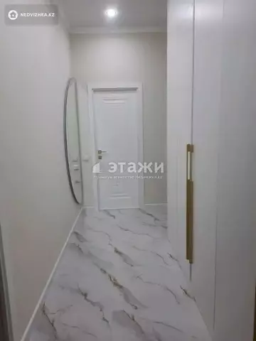 3-комнатная квартира, этаж 14 из 18, 64 м²