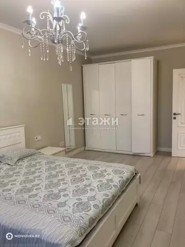 2-комнатная квартира, этаж 5 из 15, 67 м², на длительный срок