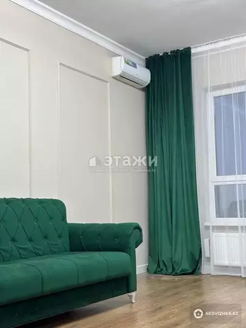 2-комнатная квартира, этаж 13 из 17, 80 м², на длительный срок