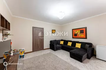 2-комнатная квартира, этаж 14 из 18, 80 м²