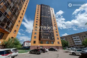 2-комнатная квартира, этаж 18 из 18, 56 м²