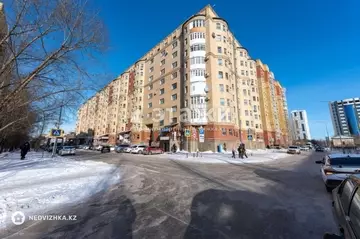 2-комнатная квартира, этаж 3 из 9, 69 м²