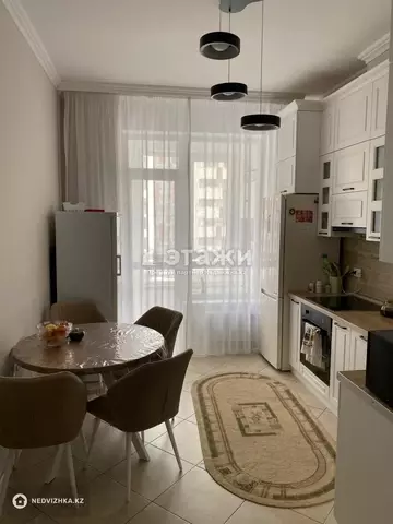 3-комнатная квартира, этаж 3 из 8, 92 м²
