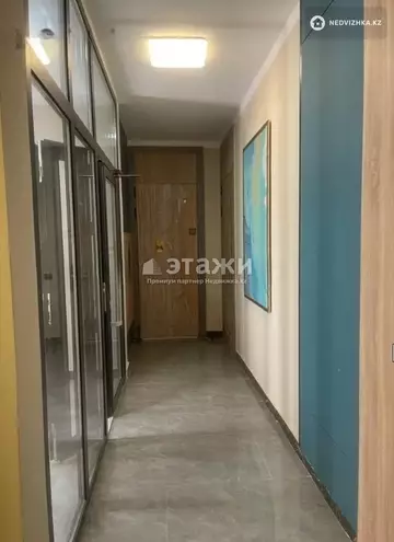 3-комнатная квартира, этаж 3 из 9, 102 м²