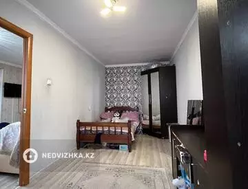 2-комнатная квартира, этаж 3 из 5, 47 м²