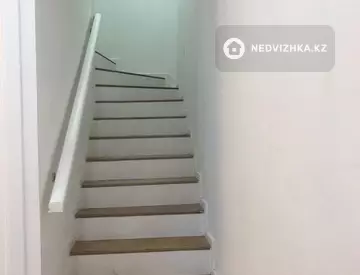 3-комнатная квартира, этаж 1 из 2, 70 м²