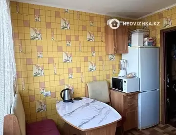 2-комнатная квартира, этаж 8 из 9, 51 м²