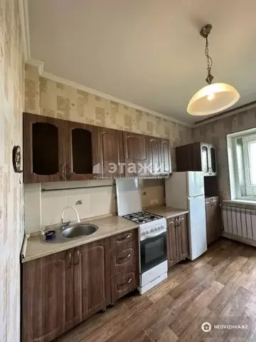 1-комнатная квартира, этаж 4 из 5, 33 м²