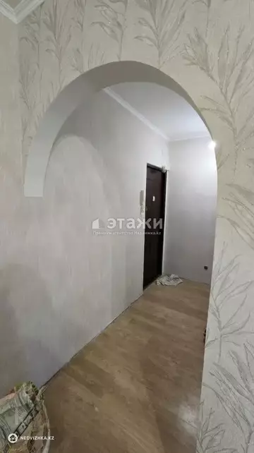 1-комнатная квартира, этаж 2 из 4, 32 м²