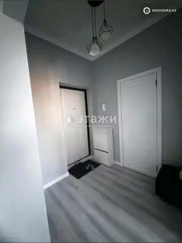 1-комнатная квартира, этаж 10 из 12, 42 м²