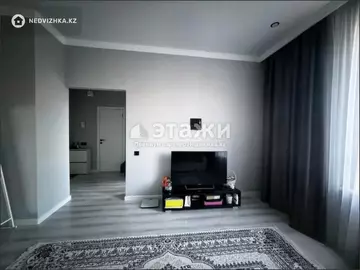 1-комнатная квартира, этаж 10 из 12, 42 м²