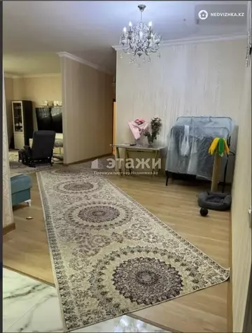 3-комнатная квартира, этаж 13 из 24, 126 м²