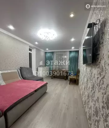 3-комнатная квартира, этаж 13 из 21, 80 м²
