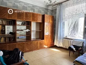 2-комнатная квартира, этаж 2 из 3, 50 м²